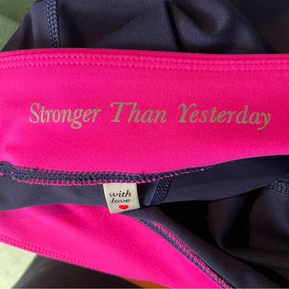 Lorna Jane Navy with Hot Pink Waist Band Cropped Tights M - Picture 5 of 5